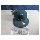 New REEBOK 7 5/8 fitted Philadelphia Eagles Hat