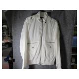 G by GUESS Mens XXL Lightweight White ZipUp Jacket