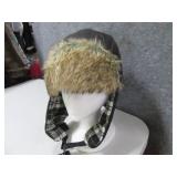 YUKON CHARLIE Womens L/XL ChinButton Hat EXC