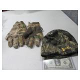 (2) Camo Realtree Gloves & Hat szMD