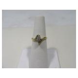 14kt Gold sz5 Ring w/ Diamond? Stones 2.3g