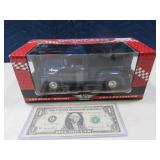 56 Ford F100 Truck Blue 1:24 Diecast SHOWCASTS Box