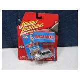 Chrysler PT Cruiser 2001 JohnnyLightning #24 Card