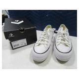New CONVERSE AllStars Womens sz7 White Sneakers