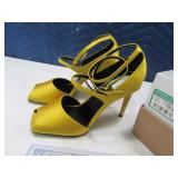 New VIA SPIGA Womens sz7.5 High Heel Shoes $170