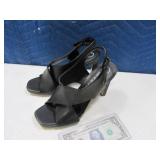 LikeNew CALVIN KLEIN Black High Heels sz7.5m Women