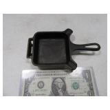 Antique GRISWOLD 5" Cast Iron Ashtray