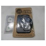 New CRACKER BARREL Grill Cast Iron Press