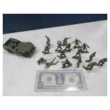70s Era LOT Plastic Army Men