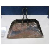 Metal 17" Dustpan Scoop