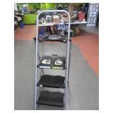 HD 3-step 48" Step Ladder STAPLETON