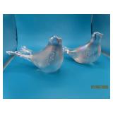 (2) vtg ArtGlass Iridescent Speckled 5' Love Birds
