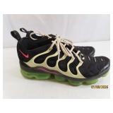 NIKE sz11 Air VaporMax Plus Sneakers Shoes