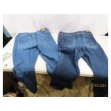 (2) AMERICAN EAGLE sz12 Womens Blue Jeans