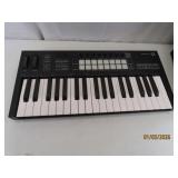 Novation LAUNCHKEY 37 Computer Keyboard