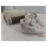 vtg NIKE Baby Swoosh II sz1C White Shoes