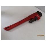 MILWAUKEE 18' HD Pipe Wrench Tool