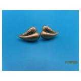 14kt Yellow Gold 3/4' HEART Earrings 1g