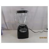 OSTER GlassTop Black 16speed Blender EXC