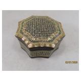 Mother of Pearl Intricate 3.5' Stash Wooden Box