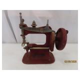 Antique 7' Toy Metal Kids Sewing Machine RED