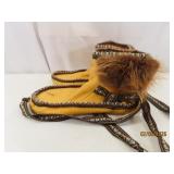 Handsewn Moccasins Shoes Lg NEEDLES EYE CO