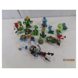 Collection LOT Plants vs Zombies 3'ish Toy Figure