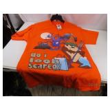 scarce 1998 DO I LOOK SCARED LooneyTunes XL TShirt