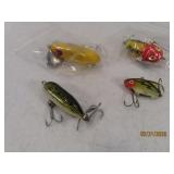 (4) vintage poppertyep Fishing Lures HEDDON etc