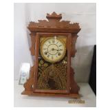 Antique SETH THOMAS 18' Oak Mantle Clock (no key)