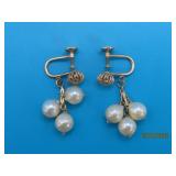 14kt Gold 3pearl 1' Dangle Earrings 4.5g