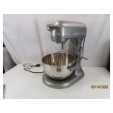 LikeNew KITCHENAID ksm55 Pro Lift Mixer Silver