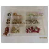 Organizer Full Gaudy Vintage Costume Jewelry