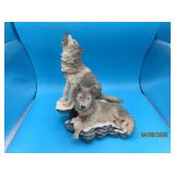 WOLF Home Interiors 'Howling At The Moon' Figure