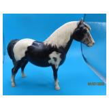 vtg HardPlastic paperlabel BREYER 'Blk/Wht Pinto'