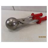 unique vintage 3'ball Double Hand Scooper Tool