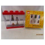 LEGO 8figure Display Case w/ (4) Cartoon Figs