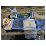 (8pcs) New vtg AVON Watches & Jewelry SETS