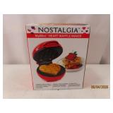 New Mini NOSTALGIA Heart Waffle Maker