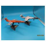 (2) USAF f104 StarFighter 4' Diecast Airplanes