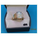 10kt Gold s6.75 Ring lg Transulent Stone 5.25g