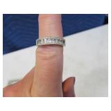 .925 Bling sz7 Ring w/ Bright Stones