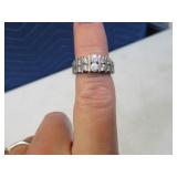 sz5.75 Sterling Ring w/ Beautiful Bright Stones