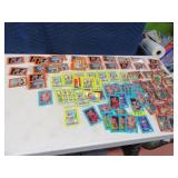 Box TRADING CARD TREATS Unique Trading Cards