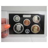 2016 US Mint Coin SET Silver? Collector