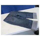 H2J womens9/10 Capri Denim Jeans