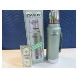 STANLEY 1qt Classic Unbreakable Thermos