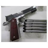 KIMBER .45ACP CustomShop Handgun w/ 5 Magazines