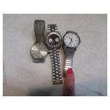 Lot (3) Mens Wristwatches basic 1works