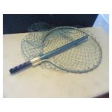 Compact 18" Fishing Net w/ PushIn Handle
